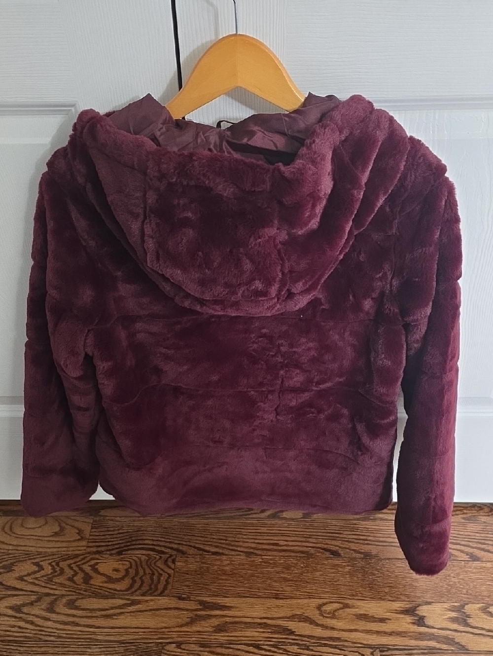 NWOT Ci Sono Size M Faux Fur Jacket With Hood - Picture 3 of 4